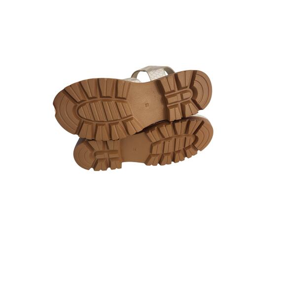 NIB Kenneth Cole Herron Metallic Platform Fisherman Sandal Gold 7.5M - Picture 7 of 7